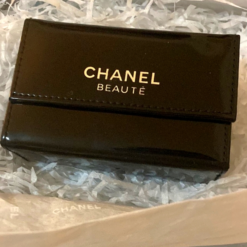 Athentic Chanel Nail Polish Holder - Picture 6 of 7